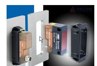 堡盟新型框架适配器——通过两次卡入安装传感器