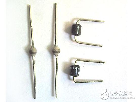 二极管如何用万用表知道正负极？发光二极管应该要怎样测量，怎样快速使二极管恢复并测量