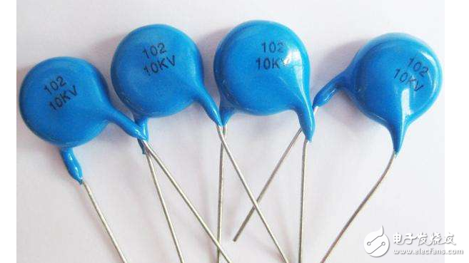 PCB版自带的集成电容一般是什么型号？为什么低电压会使电容暂时失效？