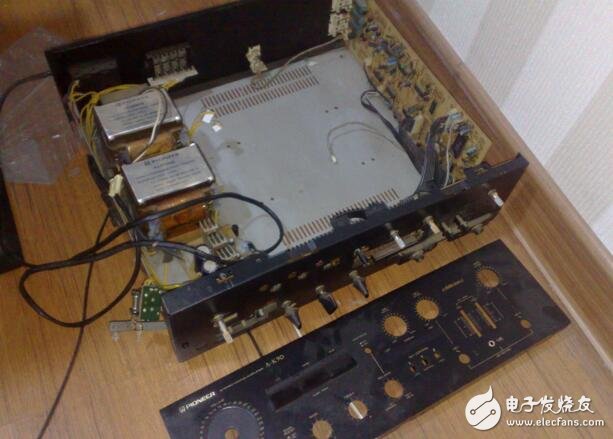 功放机继电器不吸合原因及处理方法