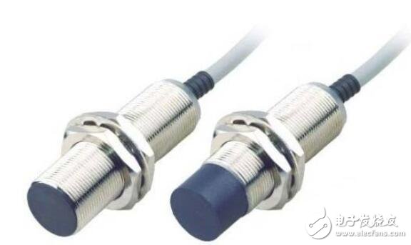 电容传感器的原理与应用