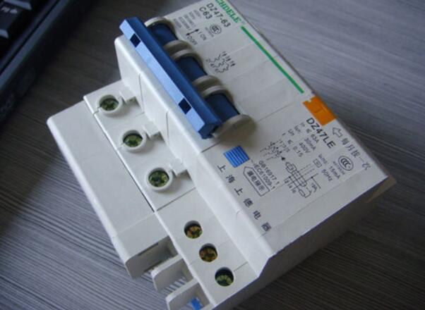 漏电断路器的作用_漏电断路器选购