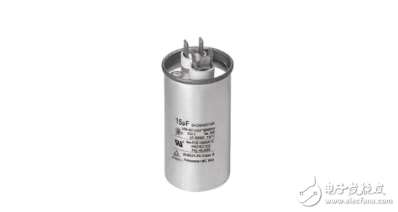 简要说明电容器的特性与功能