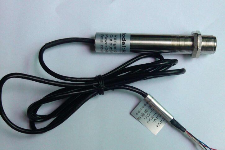 非接触式温度传感器原理及优点