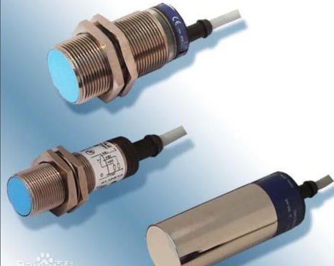 电容式传感器有哪些优点和缺点