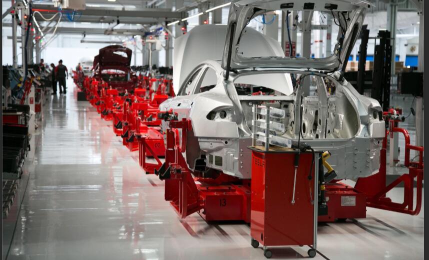 美国新冠疫情持续，通用、特斯拉如何应对？