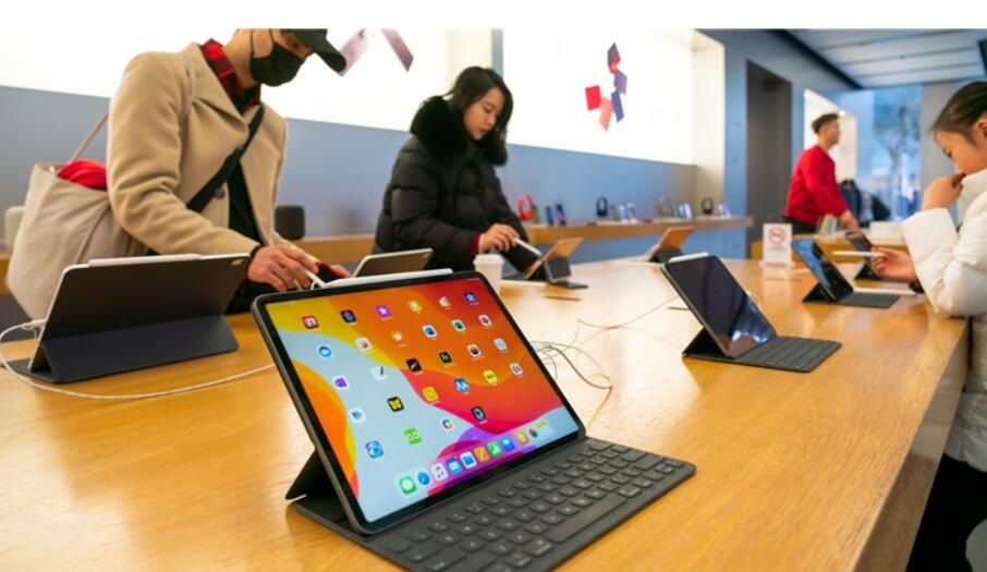 受到疫情影响 苹果对iphone手机和Airpod砍单