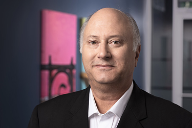 赋能未来，勇往直前—科锐联合创始人发表SiC MOSFET十周年文章