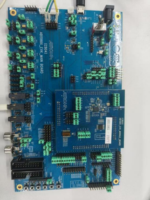 大联大品佳集团推出基于达发科技产品的头戴式蓝牙耳机方案