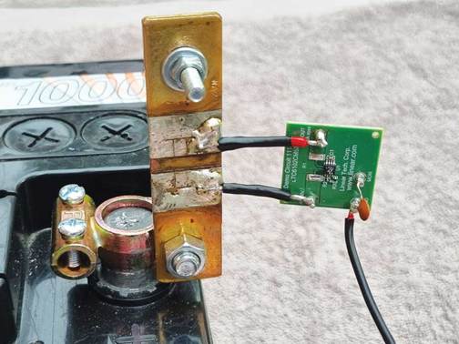 A close-up of a circuit board
AI-generated content may be incorrect.